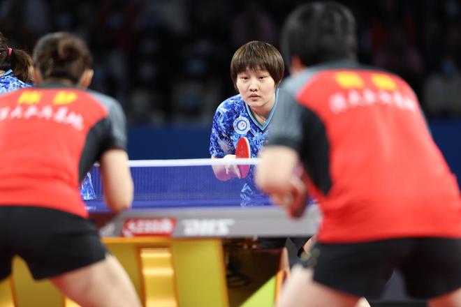 对比之下 对比之下